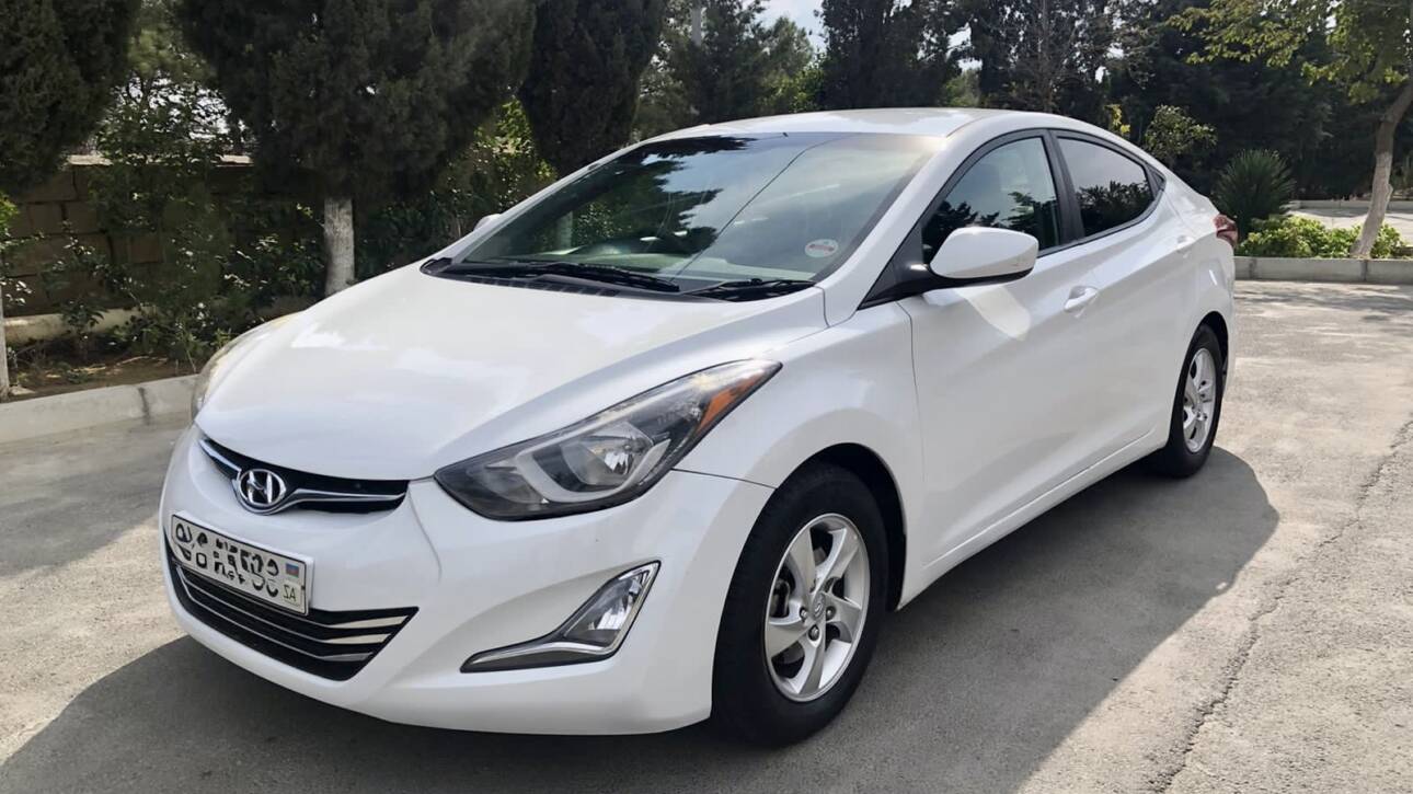 Hyundai Elantra 2015